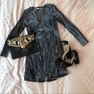 velvet long sleeved deep-v dress